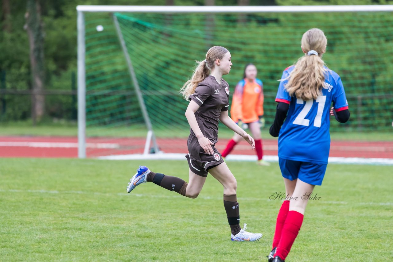 Bild 281 - wCJ VfL Pinneberg3 - St.Pauli : Ergebnis: 2:1